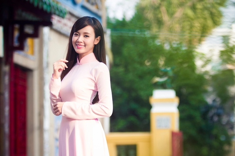 Hot girl Midu duyên dáng đi chùa đầu xuân Hot girl midu duyên dáng đi chùa đầu xuân - 5