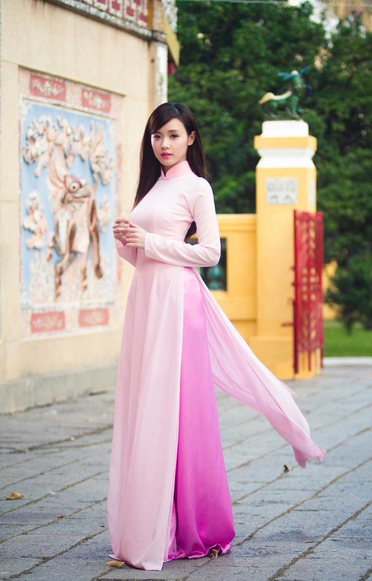 Hot girl Midu duyên dáng đi chùa đầu xuân Hot girl midu duyên dáng đi chùa đầu xuân - 6