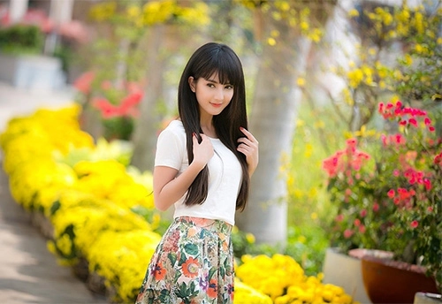 Hot girl xinh lung linh trong bộ ảnh tết - 7