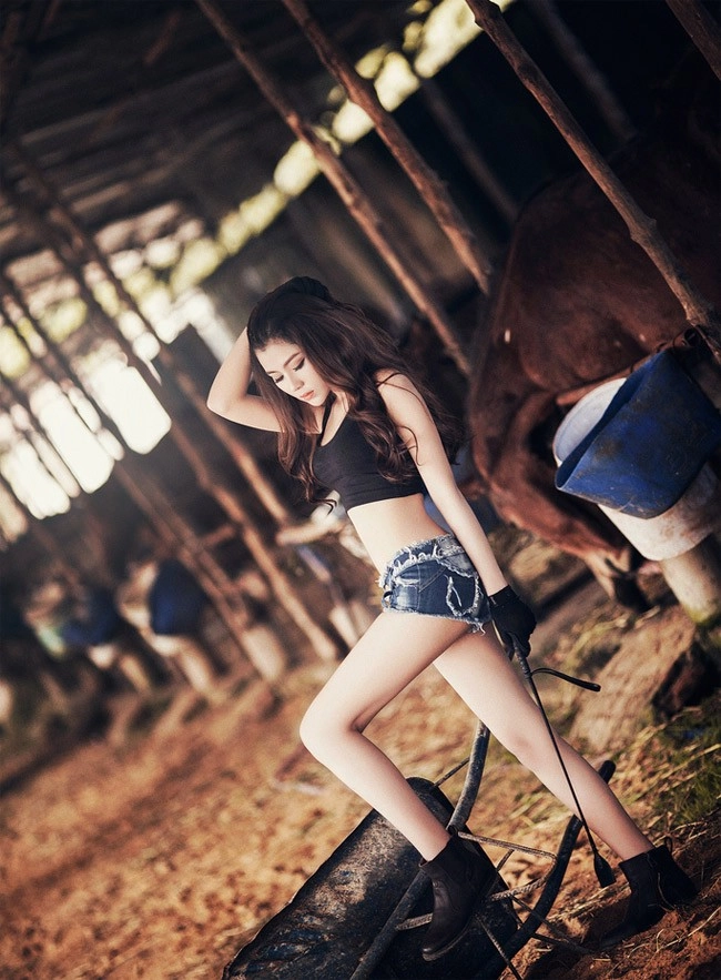 Những hot girl sở hữu đôi chân dài - 1