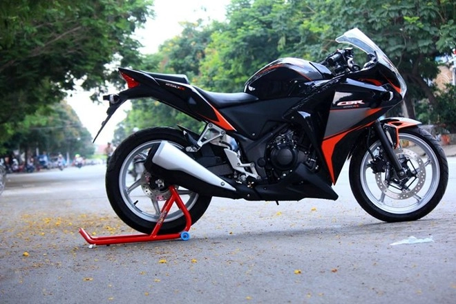 Cbr 250 tông cam đen cá tính mạnh mẽ - 7