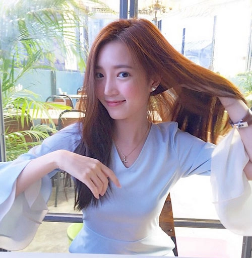 Dung nhan gây sốt của hot girl sữa rửa mặt - 15