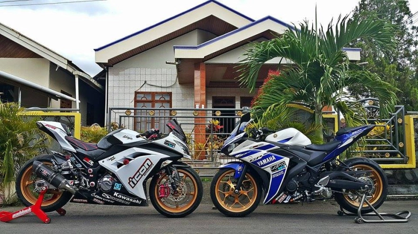 clip yamaha r3 đua với kawasaki ninja 300 - 1
