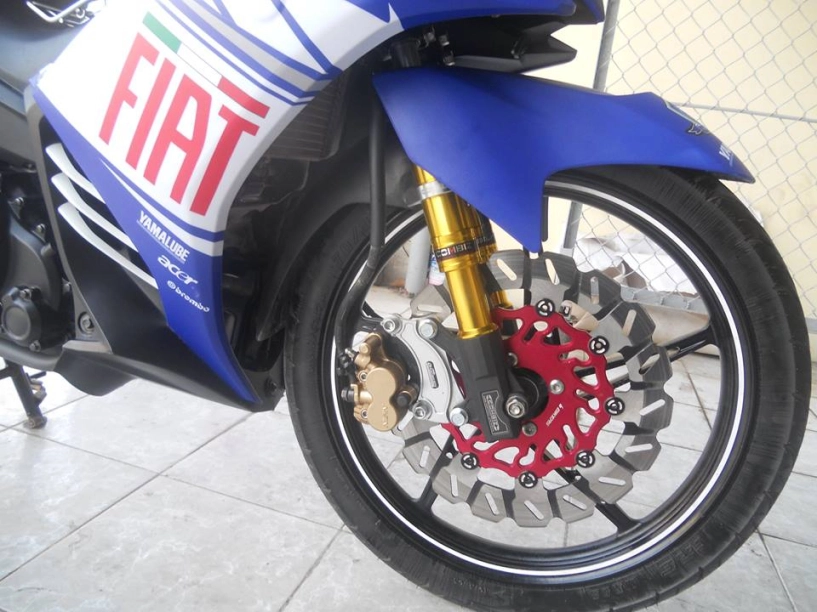 Exciter độ với ý tưởng từ yamaha m1 2015 - 2