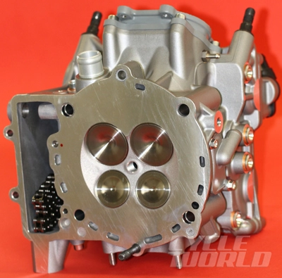 Ghê thật ducati 1199 xài xú páp nạp bằng titan và piston có vòng o-ring - 13