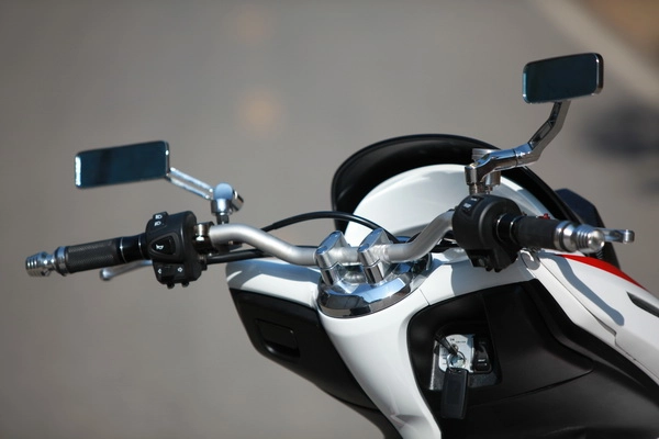 Honda pcx version nos ride it - 6