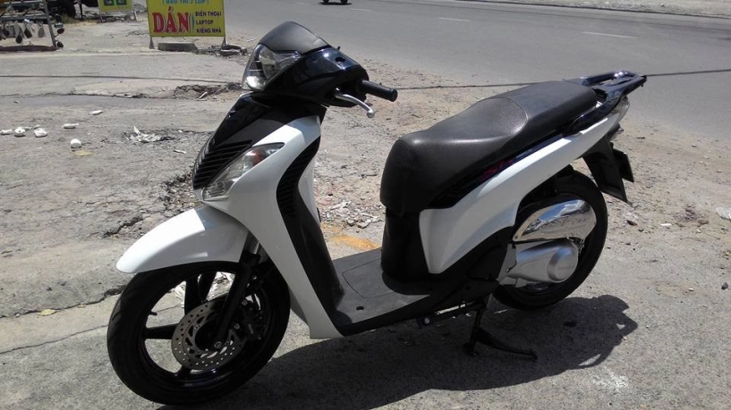 Honda sh 125i vnmàu trắngxe đẹp leng keng bstp chính chủ - 5