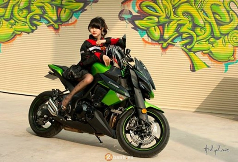 Nhà có kawasaki z1000 thì bao sẽ có gái đẹp - 9