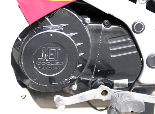 Suzuki rgv 120 huyền thoại của dân chơi - 9