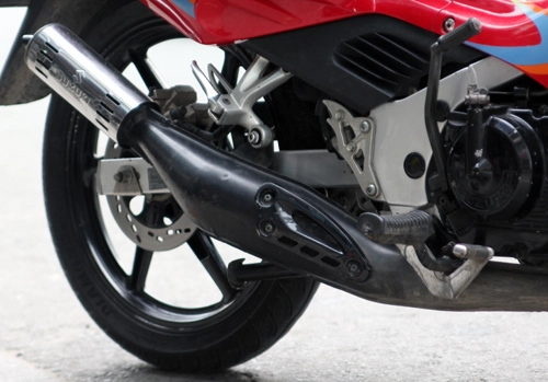 Suzuki rgv 120 huyền thoại của dân chơi - 11