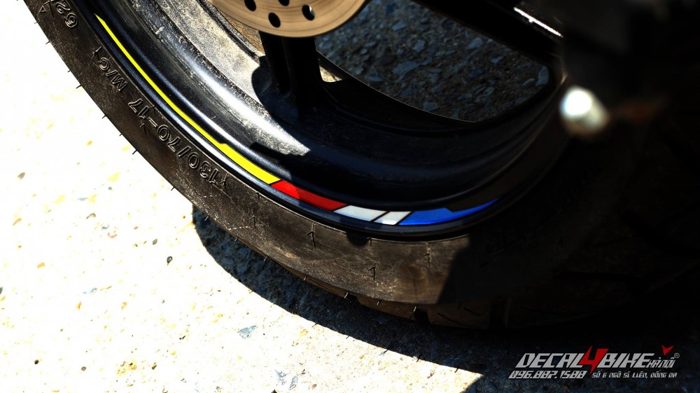 Yamaha r15 - 14