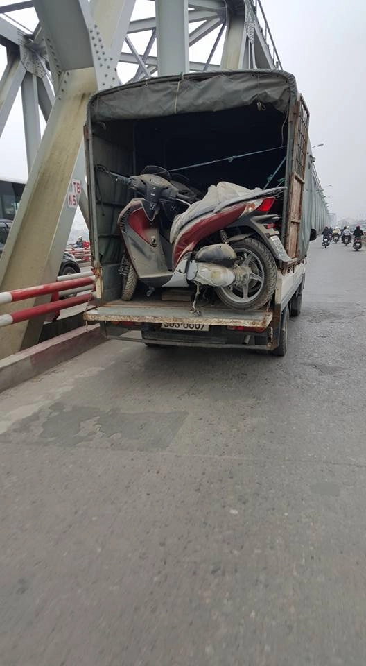 Cận cảnh lô hàng tồn kho sh150 chưa sử dụng bị bỏ hoang - 1