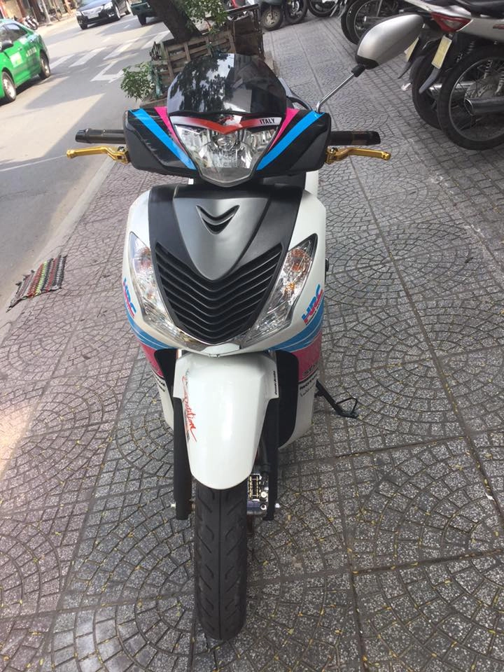 Đón giáng sinh cùng phiên bản vừa dọn xong của honda sh - 8