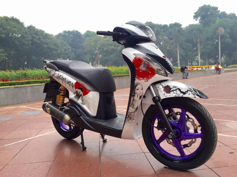 Honda sh cực ngầu cùng phiên bản samurai trên đất hà thành - 2