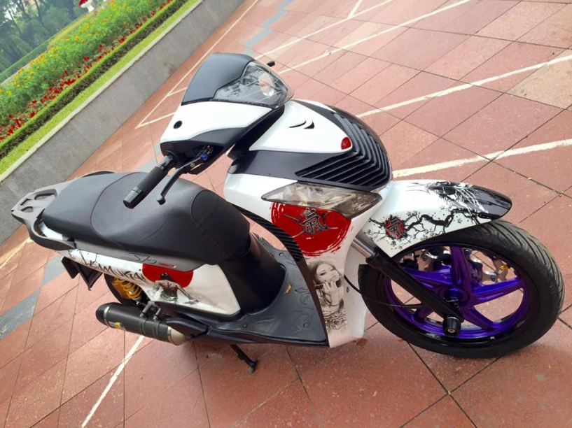 Honda sh cực ngầu cùng phiên bản samurai trên đất hà thành - 4