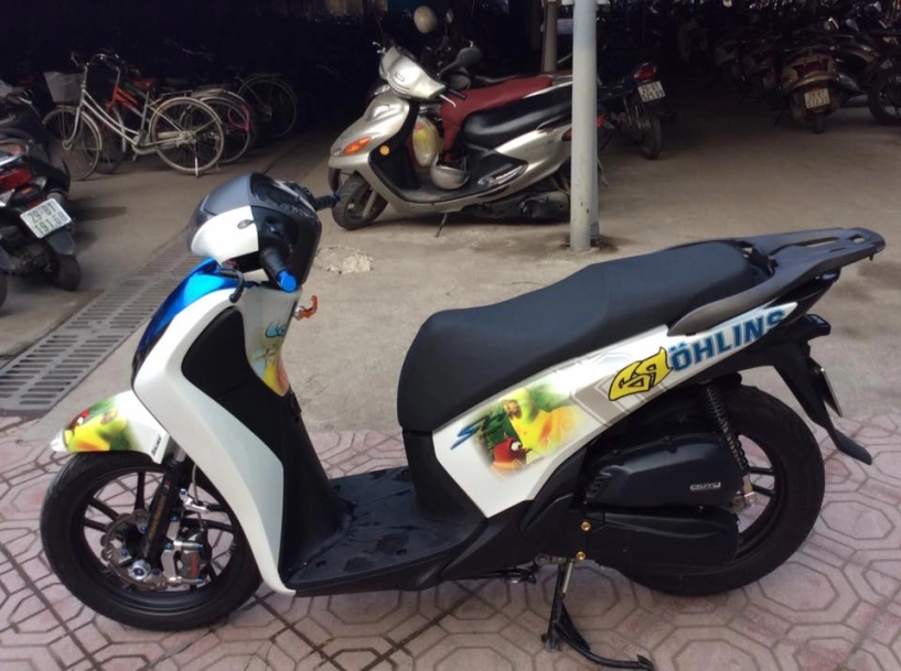Honda sh độc đáo với phiên bản ấu trùng larva - 1