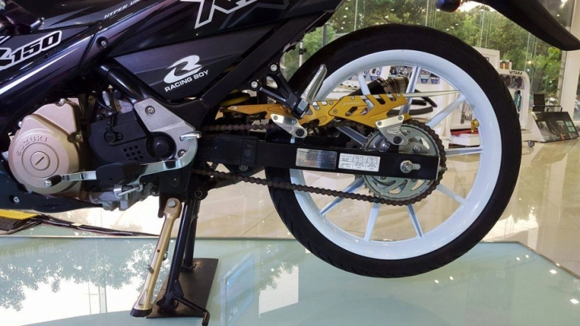 Cận cảnh cặp đôi suzuki raider được độ từ chính hãng - 8
