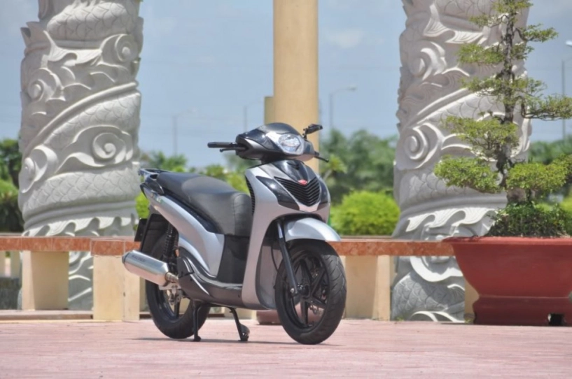 Honda sh xám đơn giản - 4