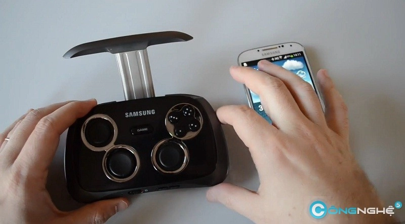 ces 2014 samsung cho ra mắt gamepad cho android - 1