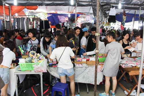 Chợ thời trang bổ - rẻ - văn minh của giới trẻ sài gòn - 3