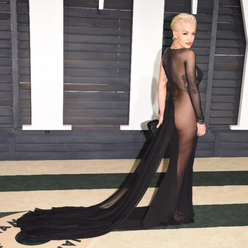 Những bộ cánh gợi cảm lùm xùm tại oscar 2015 - 1