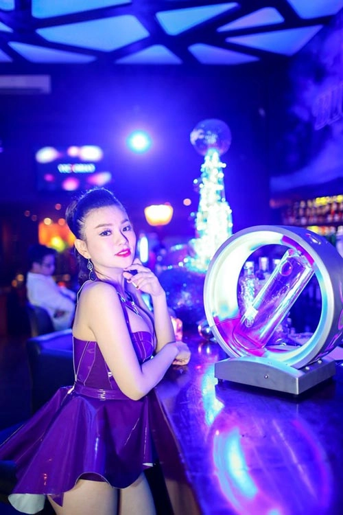 Tuần qua thu thủy bốc lửa sau đám cưới bí mật - 1