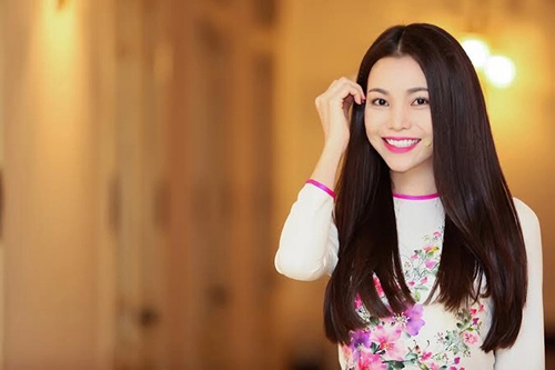 Trang điểm làm tóc diện áo dài đẹp tựa trà ngọc hằng - 7