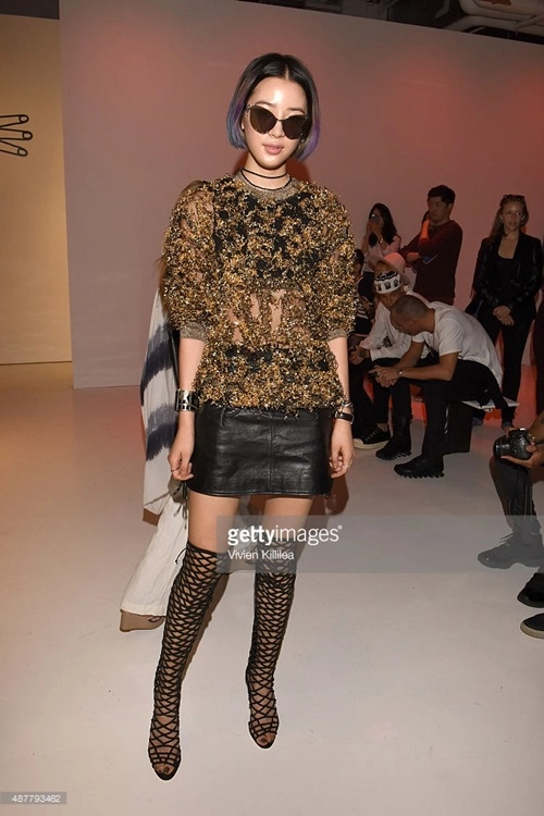 3 người đẹp hàn khiến fan mát lòng mát dạ tại new york fw - 14