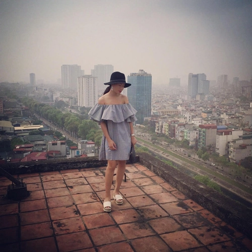 Cô gái 9x hà nội mặc đồ bình dân vẫn có vạn người mê - 8