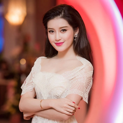 Hari won midu quyến rũ hơn sau scandal tình ái - 7