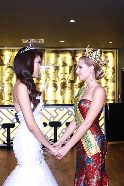 Lan khuê được chủ tịch miss grand international mời thi hoa hậu - 2