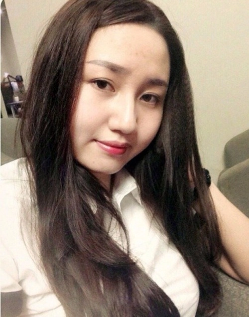 Ngắm nhan sắc ngoài đời của hai á hậu hoàn vũ 2015 - 2