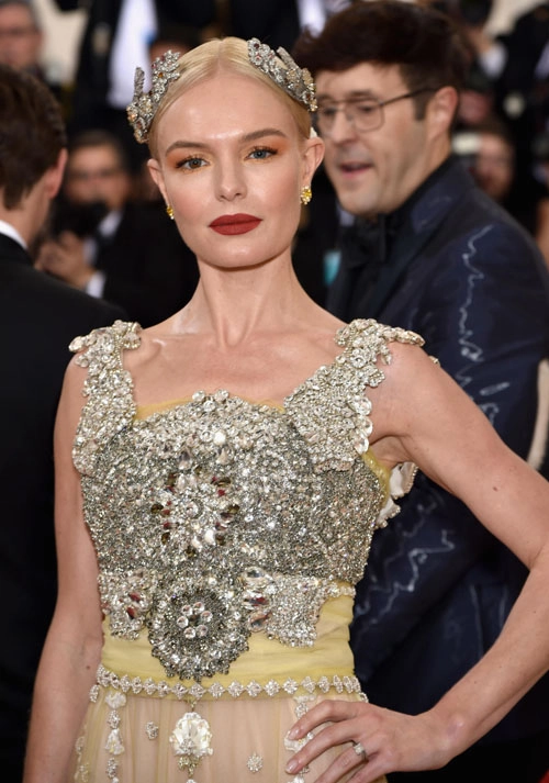 Những màn trang điểm ám ảnh nhất tại met gala - 13