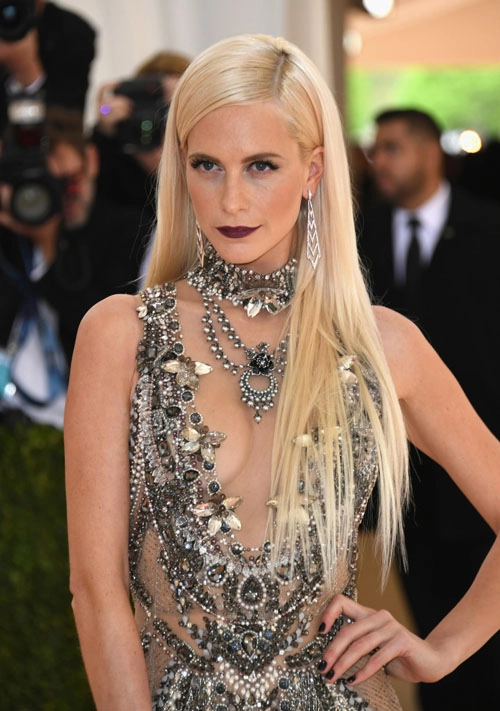 Những màn trang điểm ám ảnh nhất tại met gala - 15