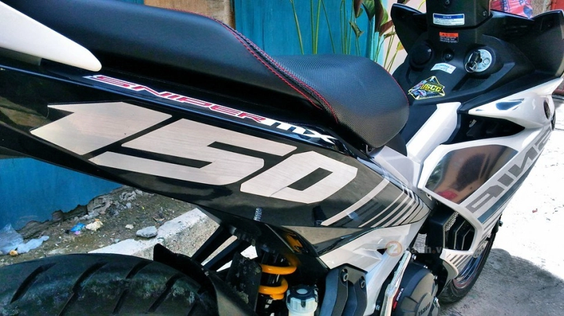 Exciter 150 trắng bạc tinh khôi của biker nước bạn - 2