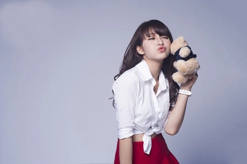 Học lỏm mỹ nhân việt - hàn làm mặt xấu chụp ảnh cực cute - 18