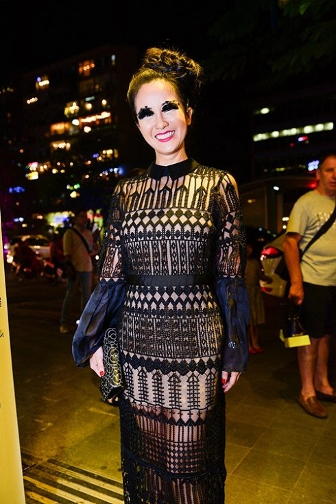 Những lần mặc nhầm đồ không thể cứu của diva hồng nhung - 1
