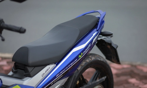 Ảnh cận cảnh chi tiết exciter 150 movistar 2016 - 13