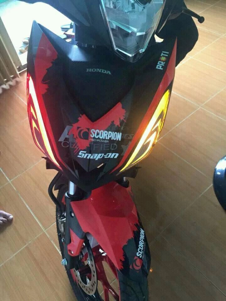 Winner 150 độ ấn tượng với bộ tem đấu scorpion - 1