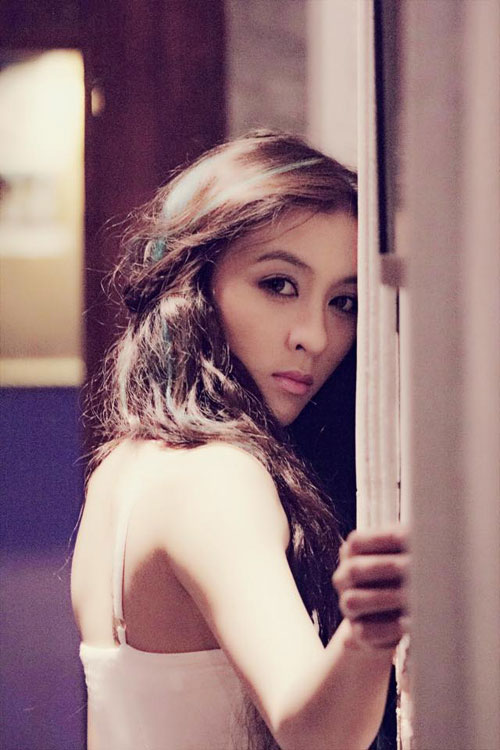 Cô gái cạo đầu trọc gây sốt vietnam idol 2015 - 9