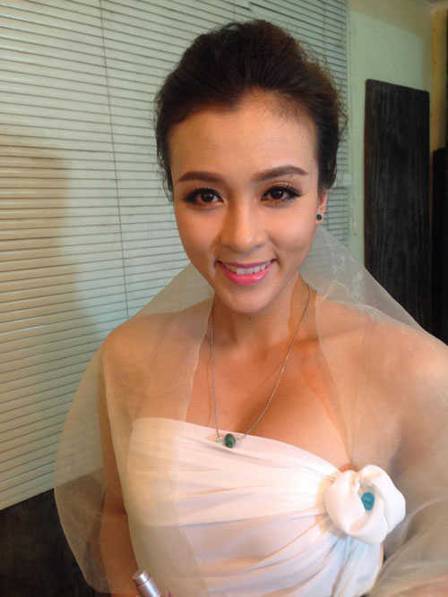 Cô gái cạo đầu trọc gây sốt vietnam idol 2015 - 12