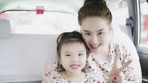 Hành trình lên hạng nhan sắc của vợ cũ thành trung - 6