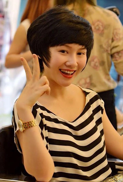 Hành trình lên hạng nhan sắc của vợ cũ thành trung - 7