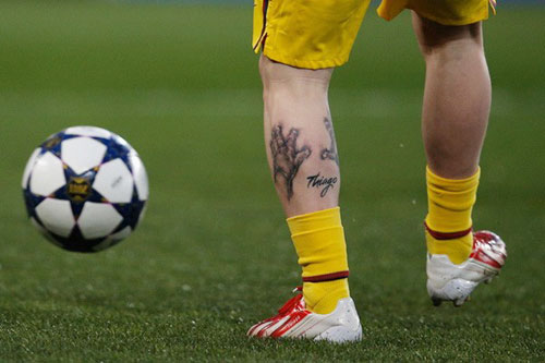 Messi khoe hình xăm mới trước trận siêu kinh điển - 3