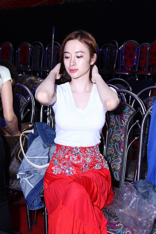 Tuần qua cô dâu tâm tít đẹp rạng ngời trong ngày cưới - 13