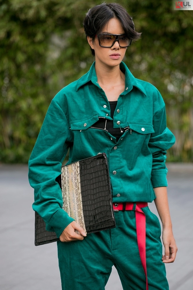 Phí phương anh khoe street style độc đáo quý ông thuận nguyễn cưỡi mô tô đầy quyến rũ - 18