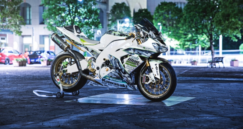 Sport bike sát nài zx10r chất chơi của các biker nước ngoài - 5