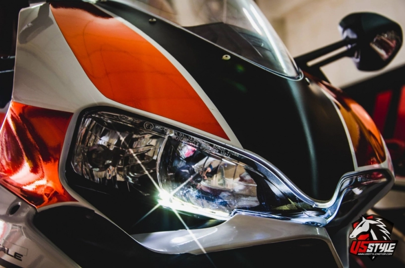 Ducati 959 panigale lột xác trong bộ cánh cam chrome đầy ấn tượng - 7