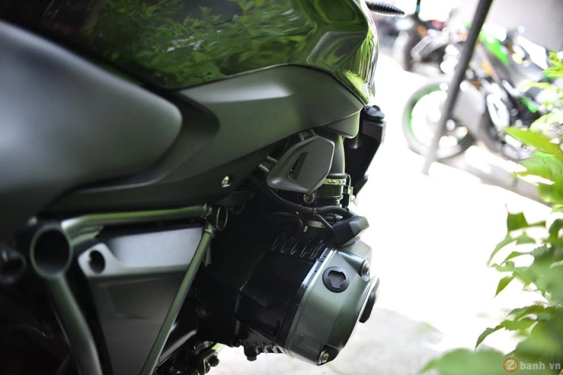 Hàng khủng bmw r 1200 r hiếm hoi tạo dáng tại sài gòn - 5