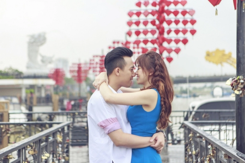 Trấn thành lần đầu tiên song ca và đóng vai chính trong mv mới của hari won - 2